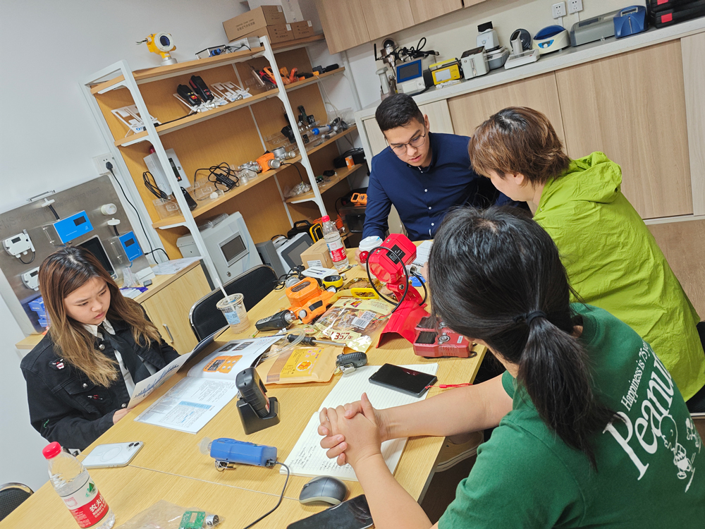 印度客戶來訪洽談物聯(lián)網系統(tǒng)事宜